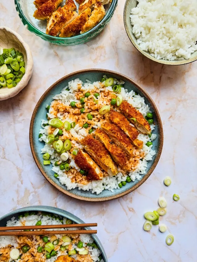 Crispy Chicken Curry Rice Bowls